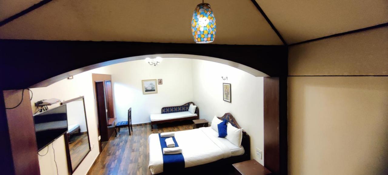 Hotel Sapphire Grand Ooty Exterior foto
